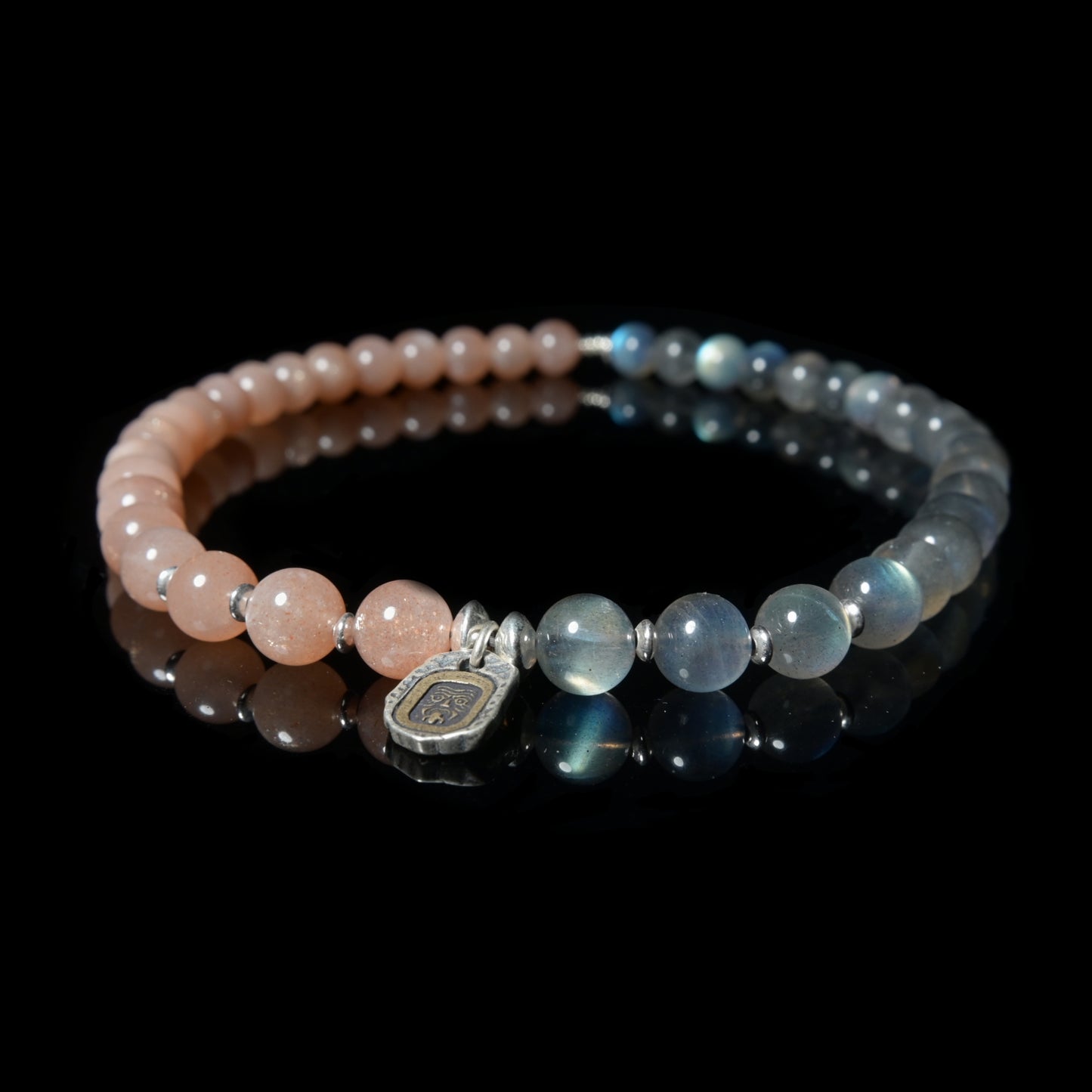 MOONSTONE AND SUNSTONE CONTRAST COLOR BRACELET